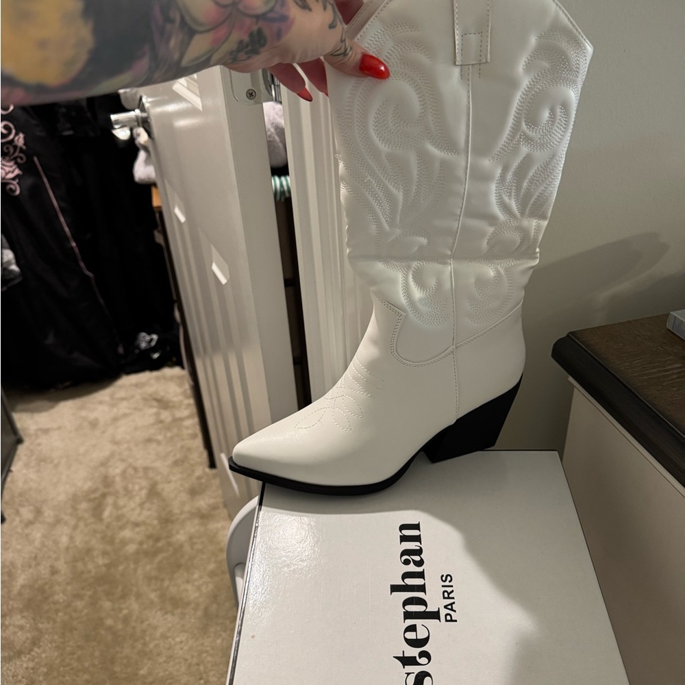 Nasty Gal White Heeled Western Boots